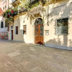  Apartment San Vio Dorsoduro Academia By Halldis