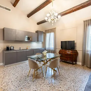  Appartamento San Vio Palace Luxury